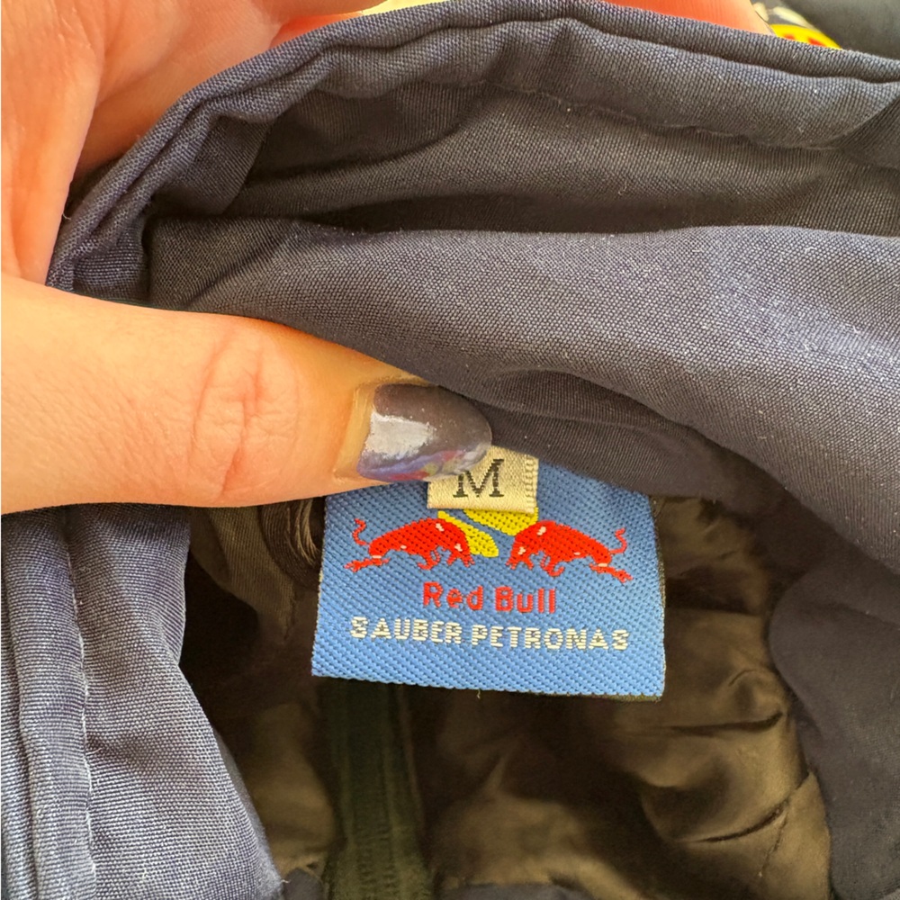 Red Bull F1 Infiniti Racing Jacket - Picture 5 of 5